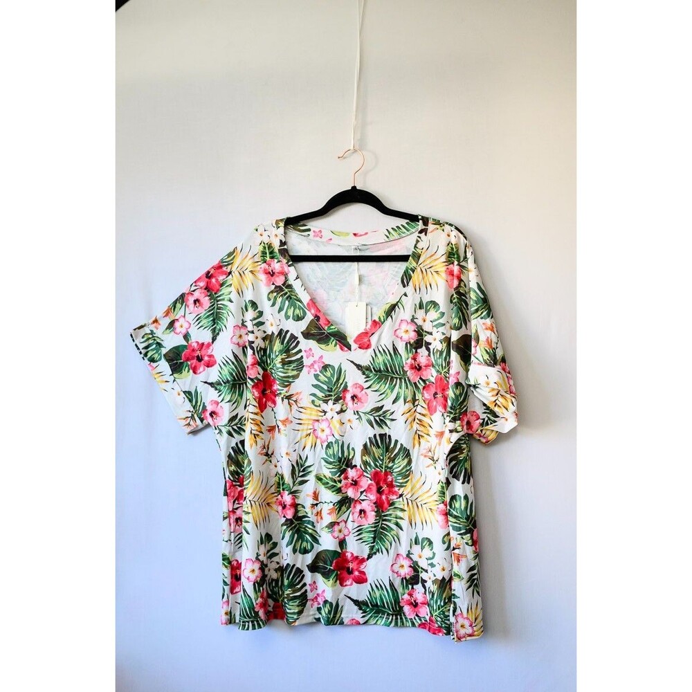 sampeel 3x floral short sleeve top V-neck